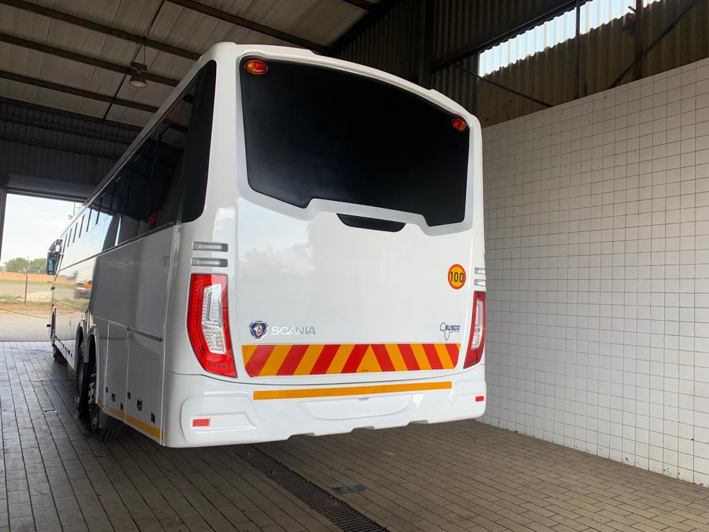 F11 Yutong 47 Seater Luxury Coach